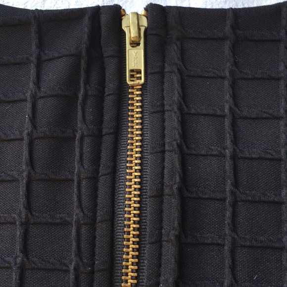 2B Bebe Waffle Keyhole Top - Picture 4 of 7